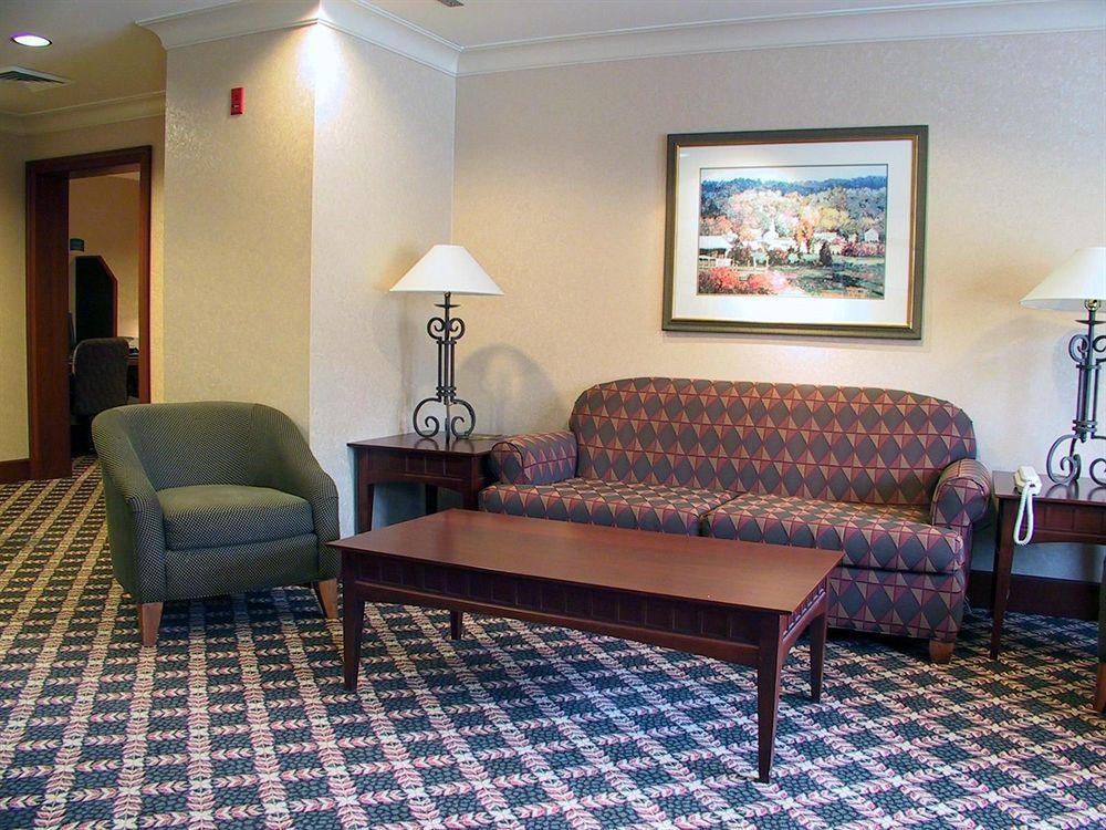 Staybridge Suites Corning By Ihg Zewnętrze zdjęcie