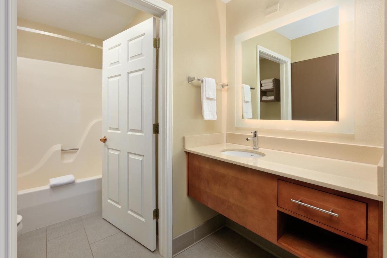 Staybridge Suites Corning By Ihg Zewnętrze zdjęcie